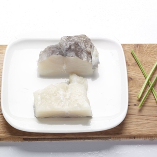 Cogotes de bacalao extra desalado refrigerado hoja - Imagen 1